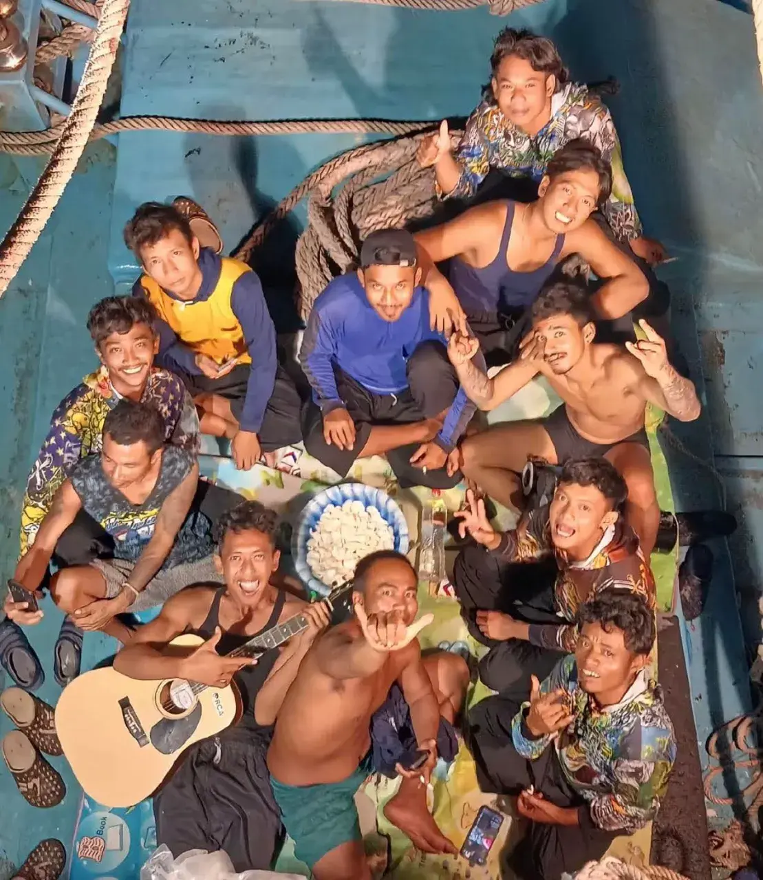 หนุ่มหาปลากับชีวิตบนเรือEp2