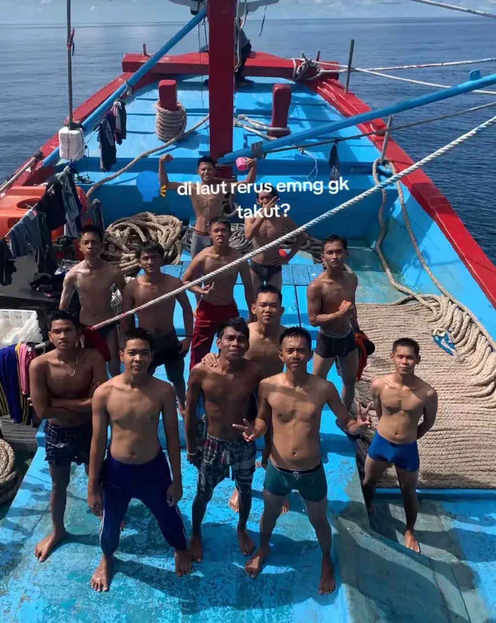 หนุ่มหาปลากับชีวิตบนเรือEp2