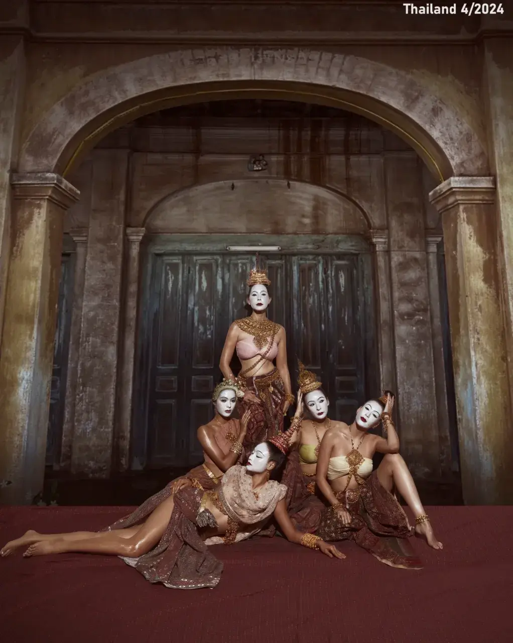 Thai Models in Ayutthaya Royal Attire 🇹🇭