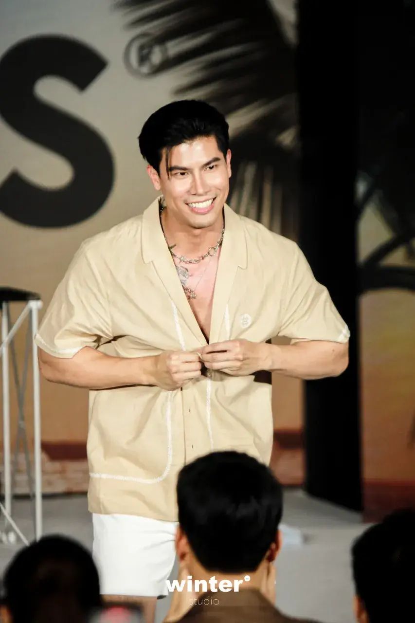 หนุ่มๆจากเวทีประกวด