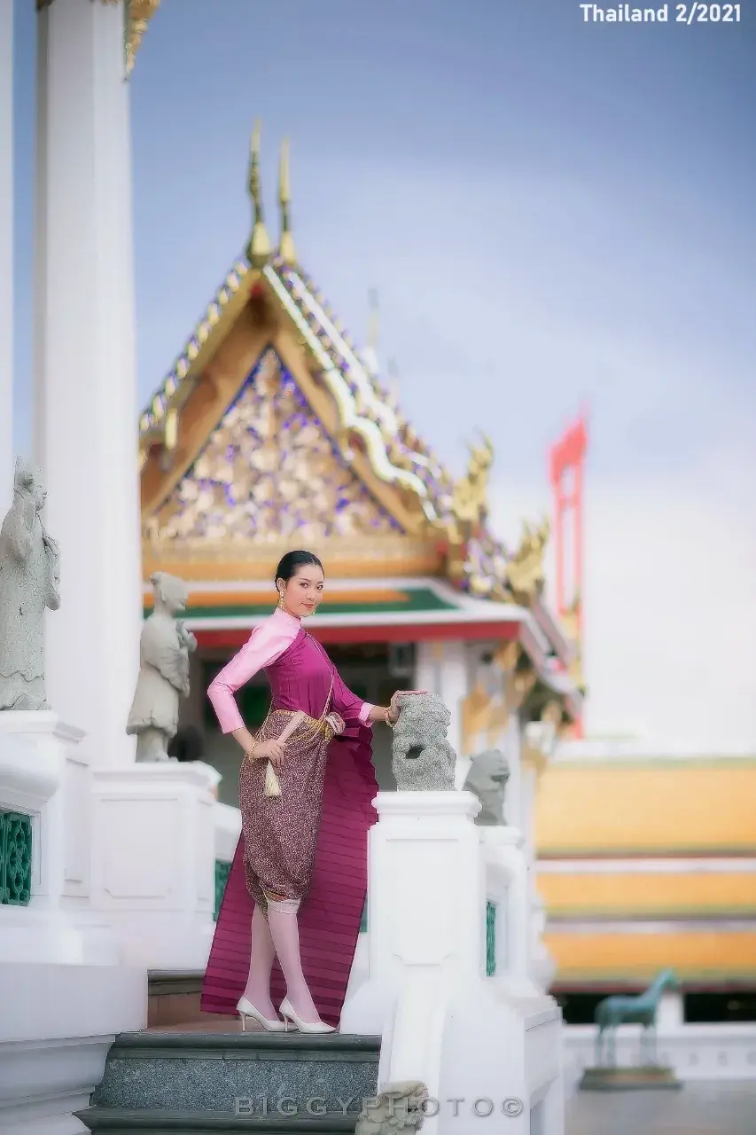 Model in Thai Dress of King Rama IV Period 🇹🇭