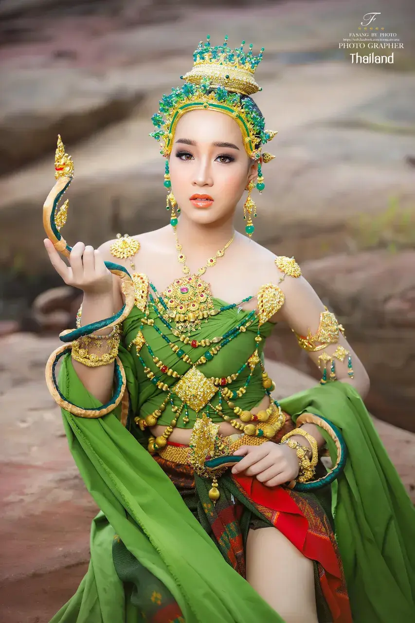 The Naga Lady Thai Creative Costume 🇹🇭
