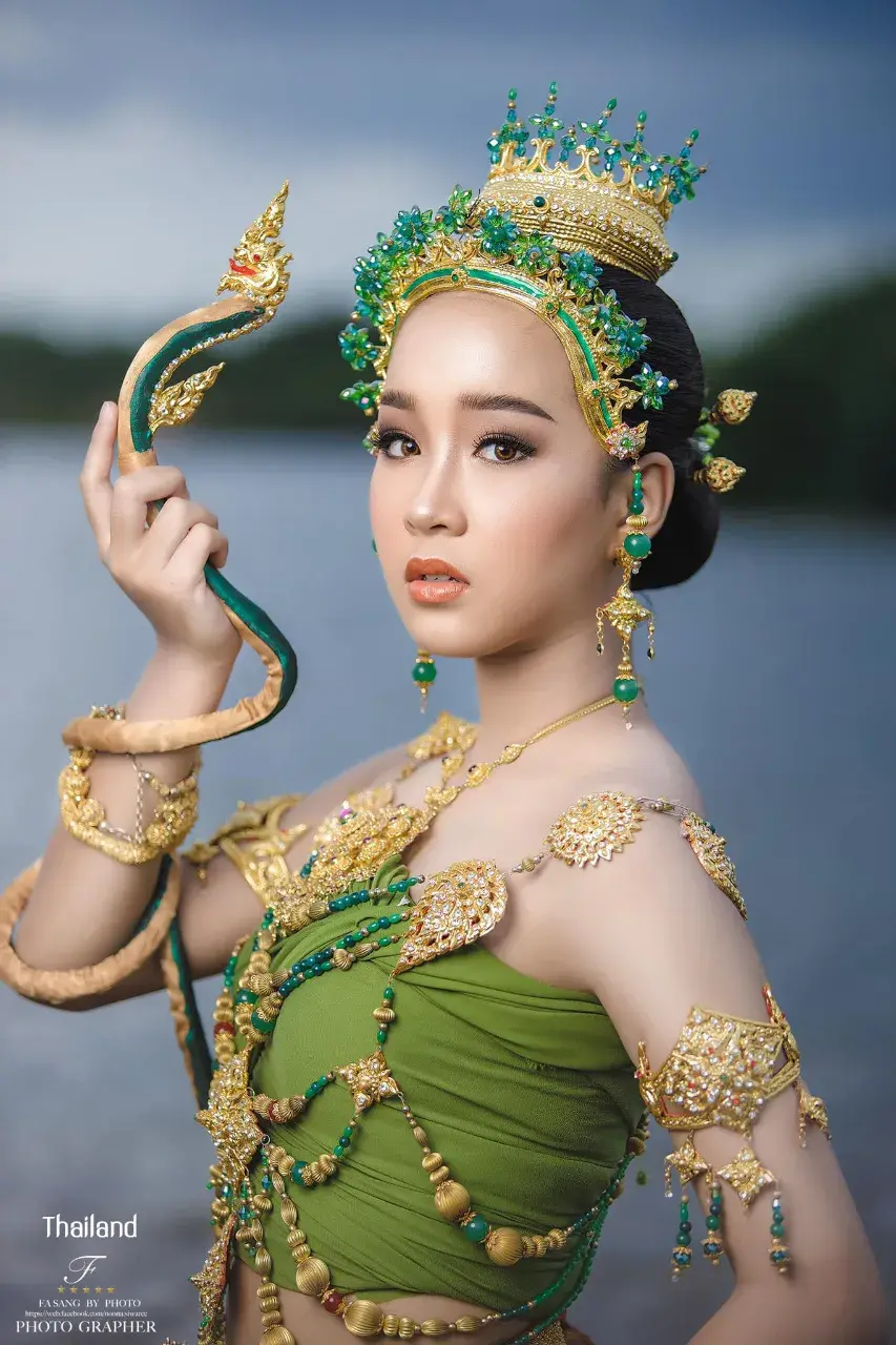 The Naga Lady Thai Creative Costume 🇹🇭