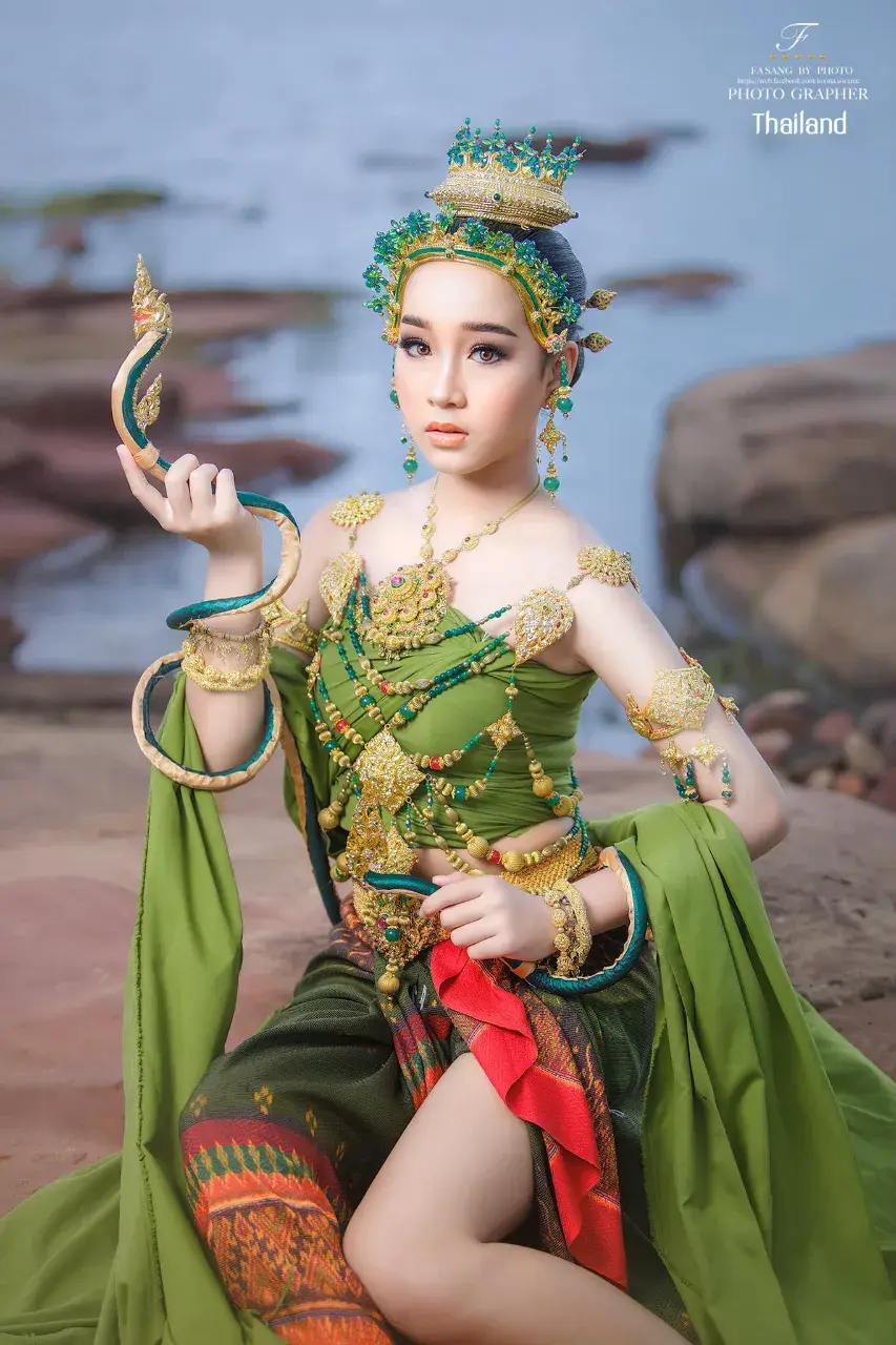 The Naga Lady Thai Creative Costume 🇹🇭