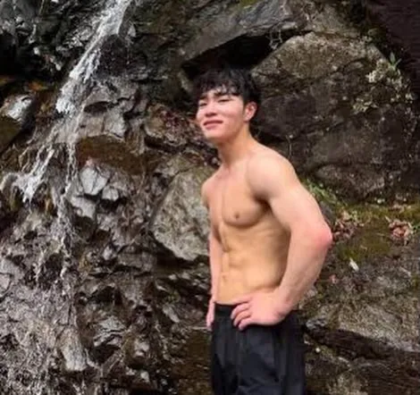 ชินโนะสุเกะ โอกะ นักยิมนาสติกญี่ปุ่น