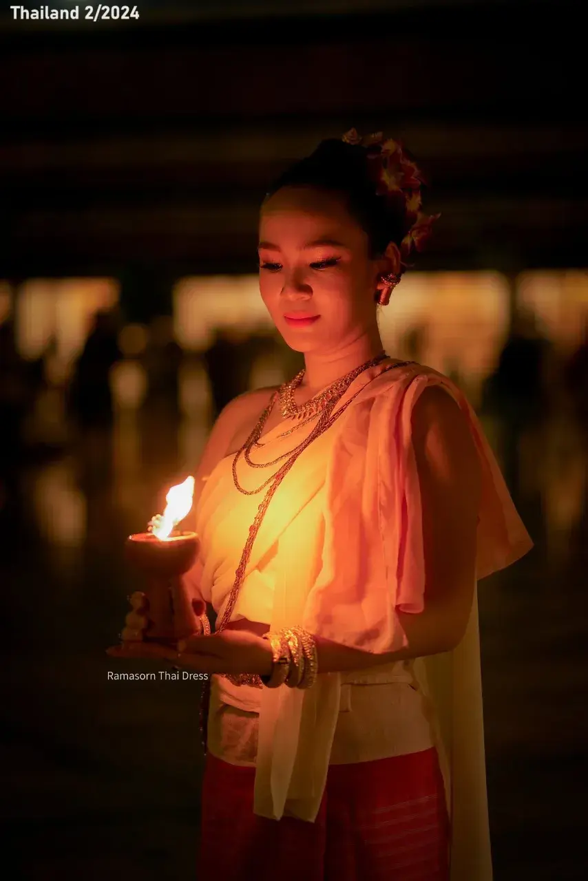Wian-Thian Candlelight Procession 🇹🇭
