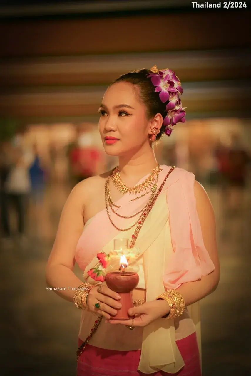 Wian-Thian Candlelight Procession 🇹🇭