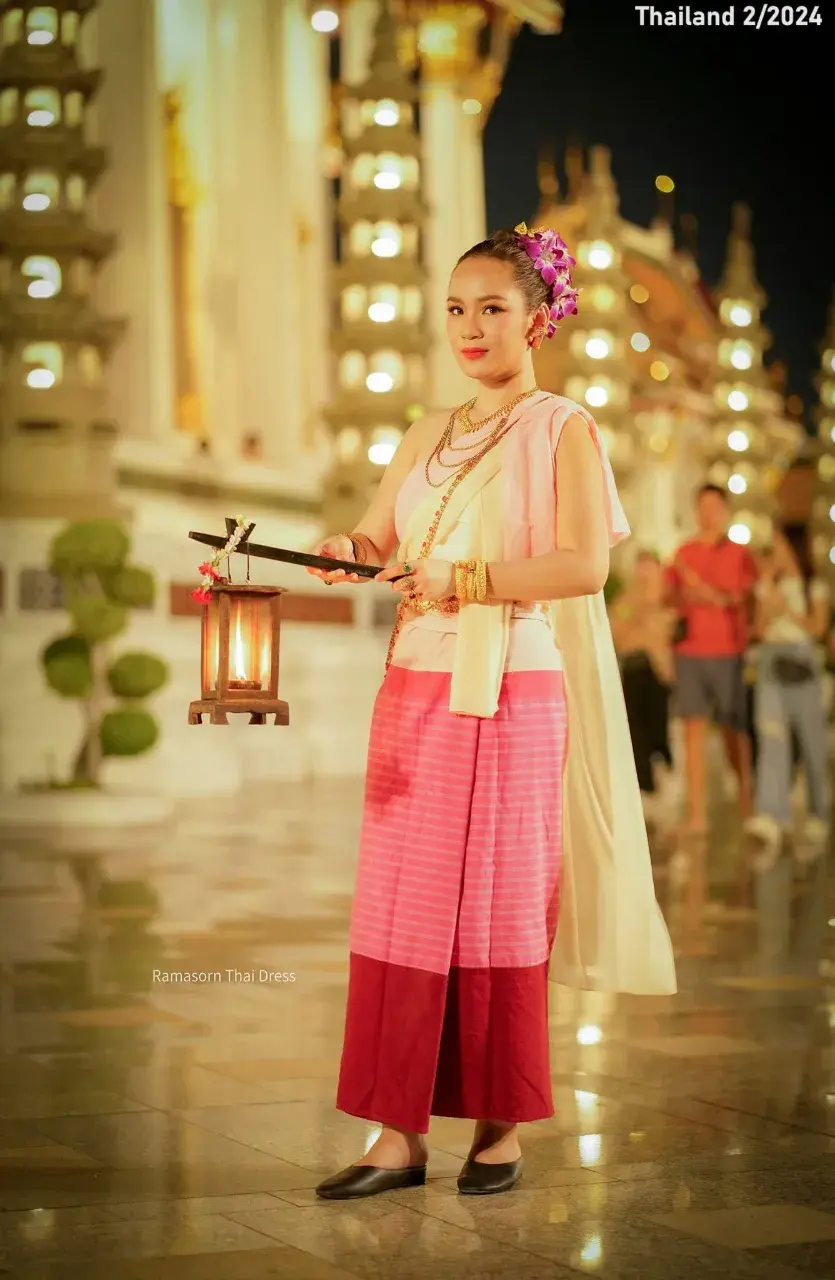 Wian-Thian Candlelight Procession 🇹🇭