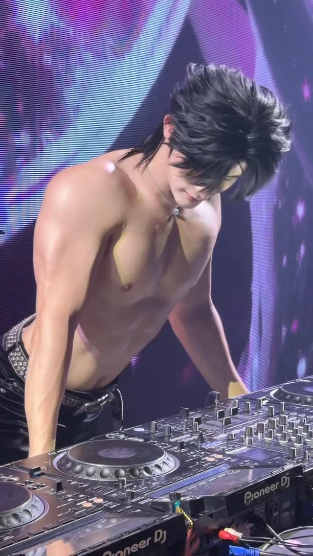Cool guy : DJ_yihan
