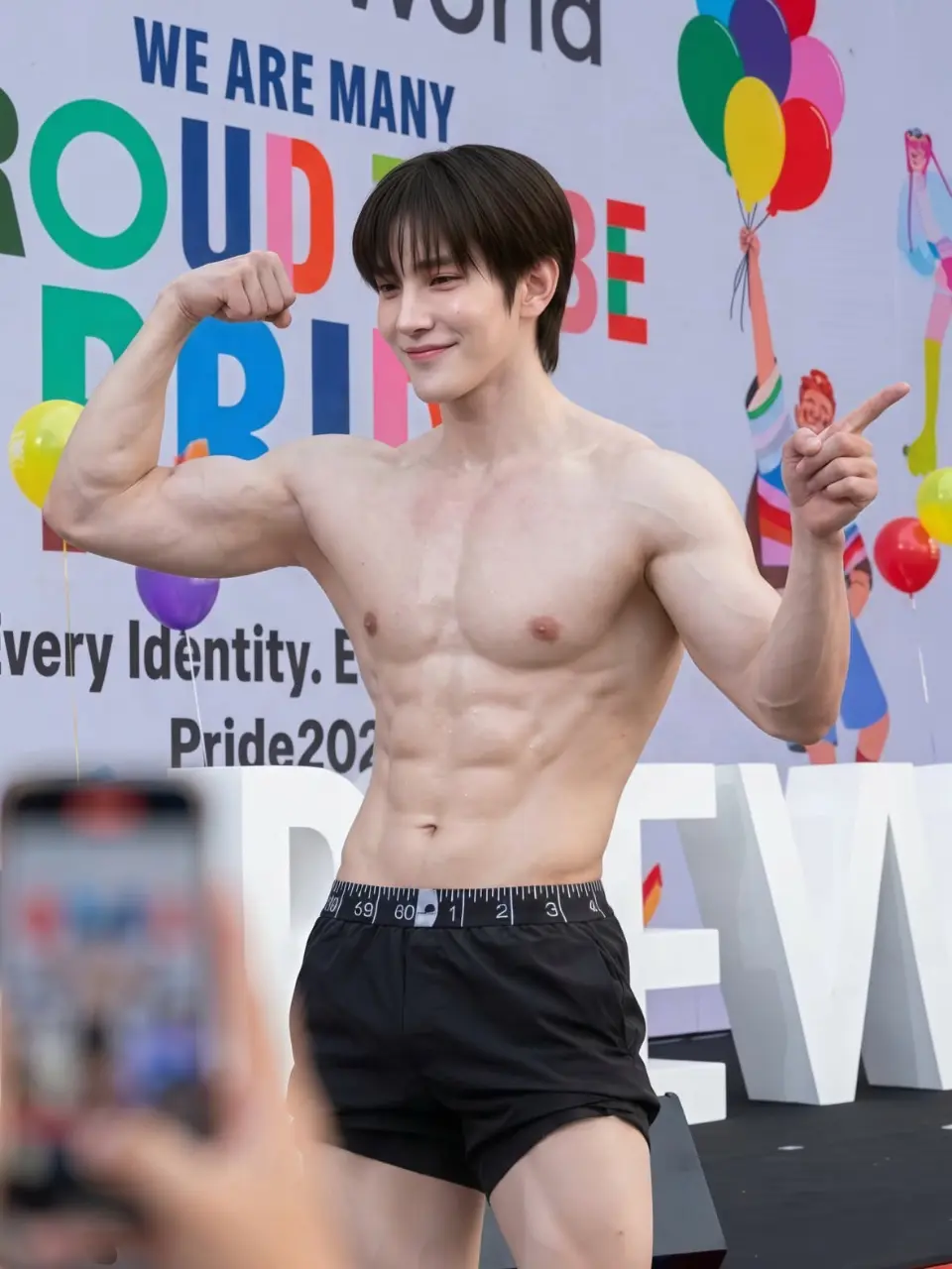ถอดโชว์เรือนร่าง 2974