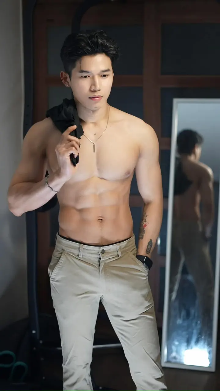 ถอดโชว์เรือนร่าง 2975