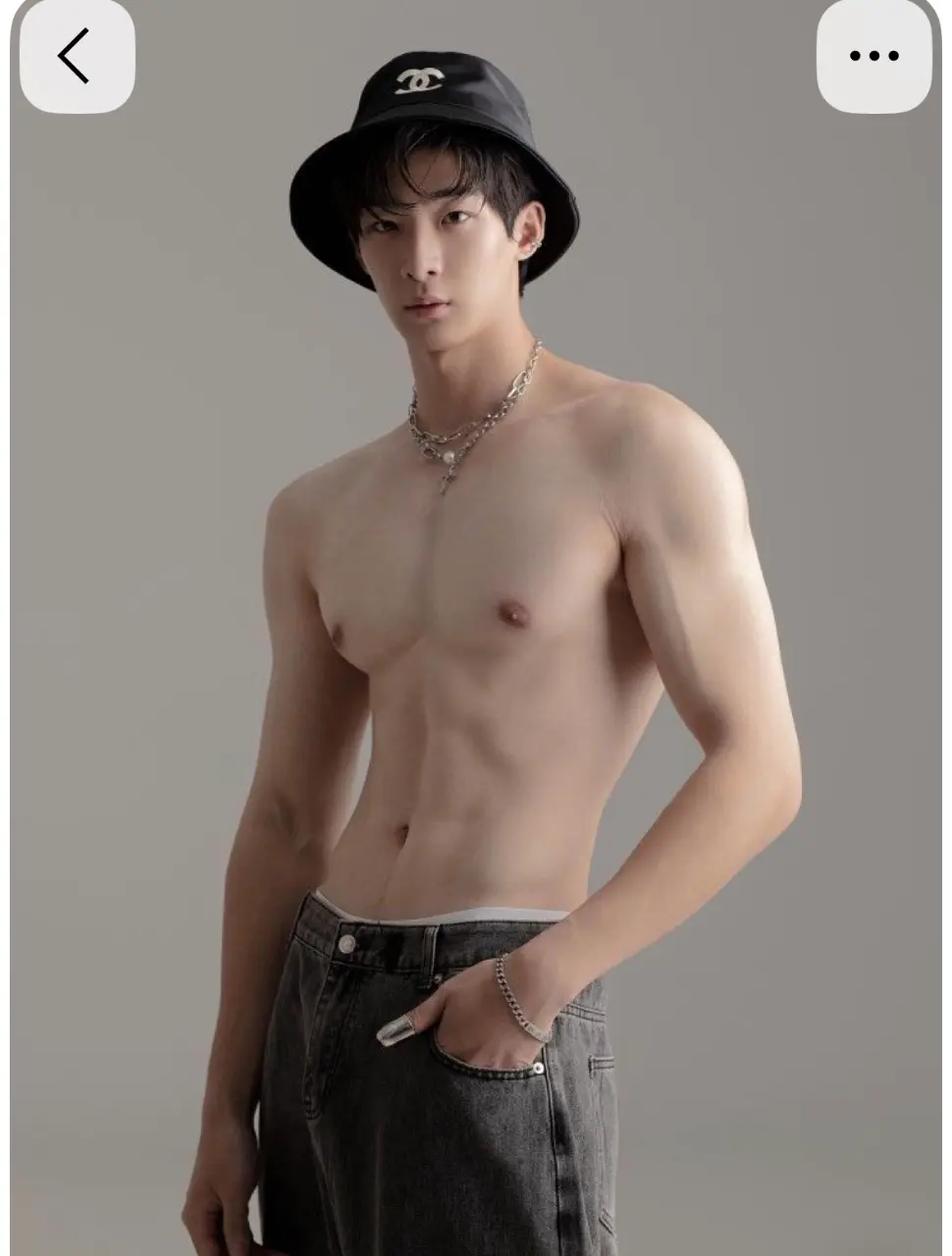ถอดโชว์เรือนร่าง 2976