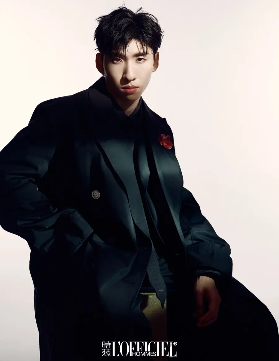 Lin Xiaojun @ L&rsquo;OFFICIEL HOMMES China May 2026