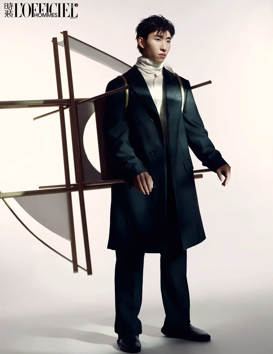 Lin Xiaojun @ L&rsquo;OFFICIEL HOMMES China May 2026