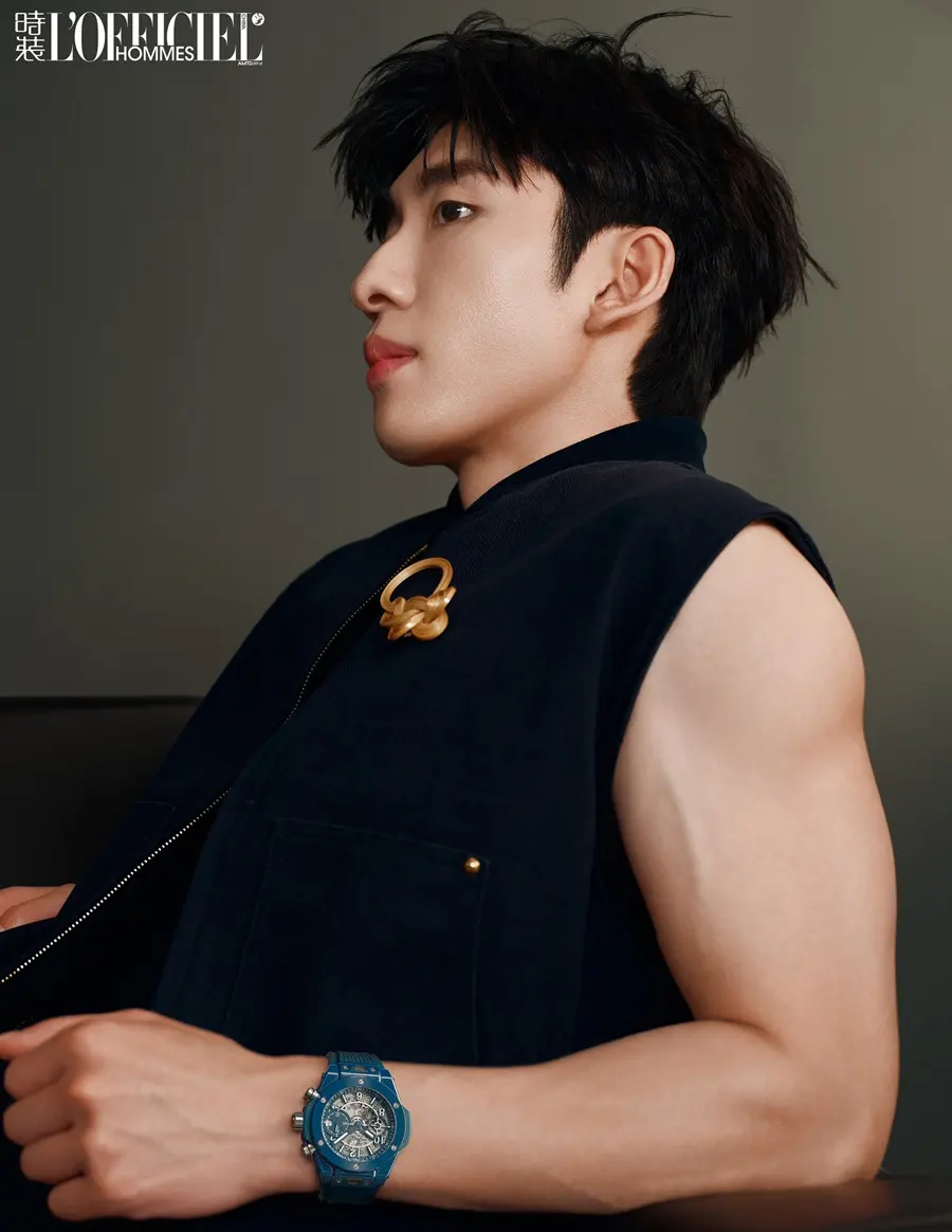 Lin Xiaojun @ L&rsquo;OFFICIEL HOMMES China May 2026