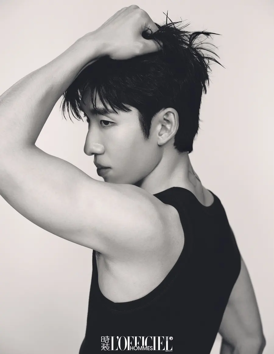 Lin Xiaojun @ L&rsquo;OFFICIEL HOMMES China May 2026