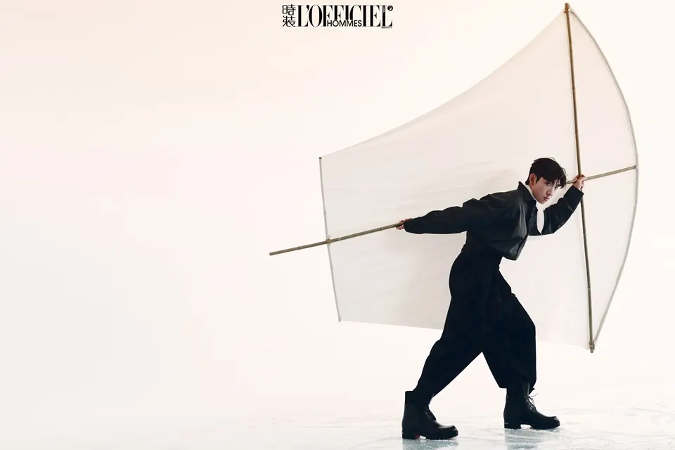 Lin Xiaojun @ L&rsquo;OFFICIEL HOMMES China May 2026