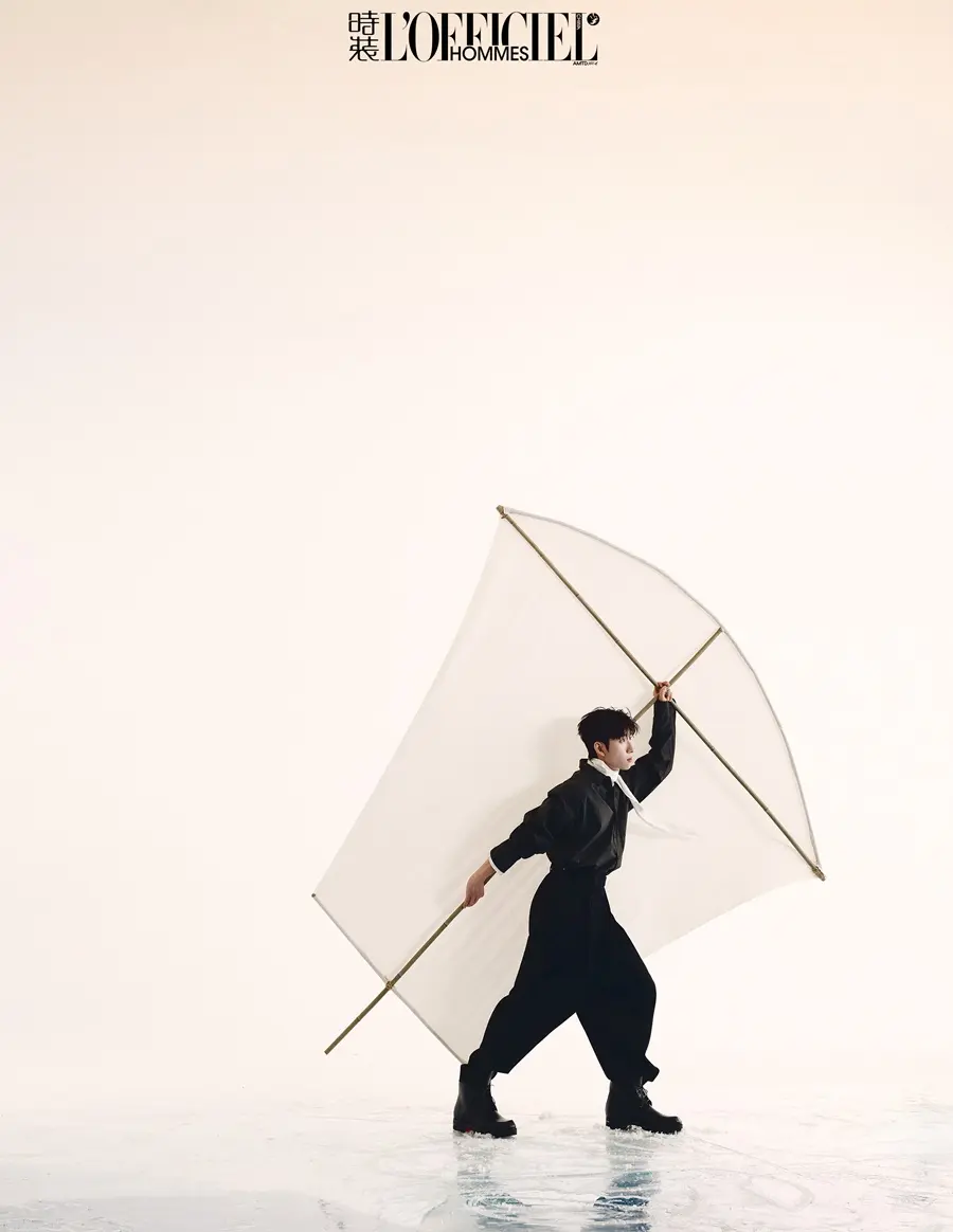 Lin Xiaojun @ L&rsquo;OFFICIEL HOMMES China May 2026