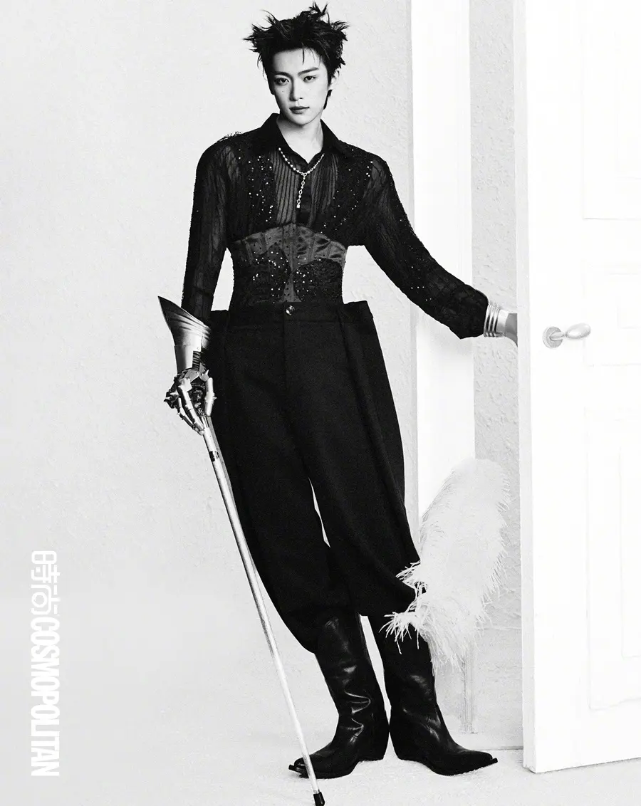 Zi Yu @ COSMOPOLITAN China June 2026