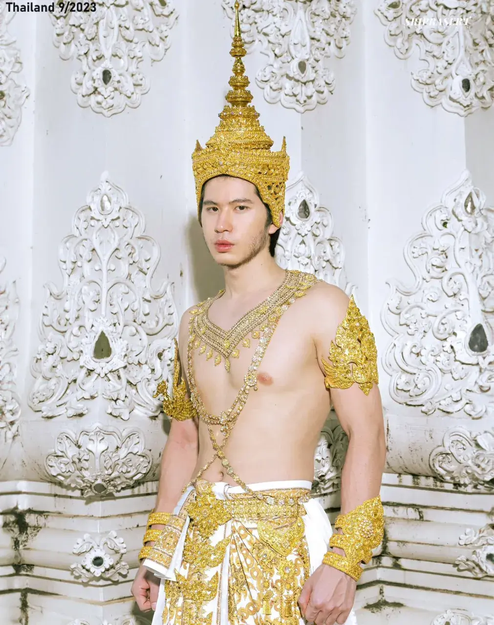 Indonesian Guy in Thai Costume 🇮🇩🇹🇭