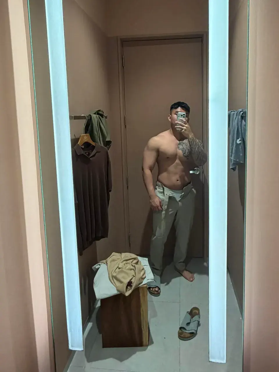 จำได้มั้ยยย หนุ่มหล่อดาวทวิตชื่อดัง