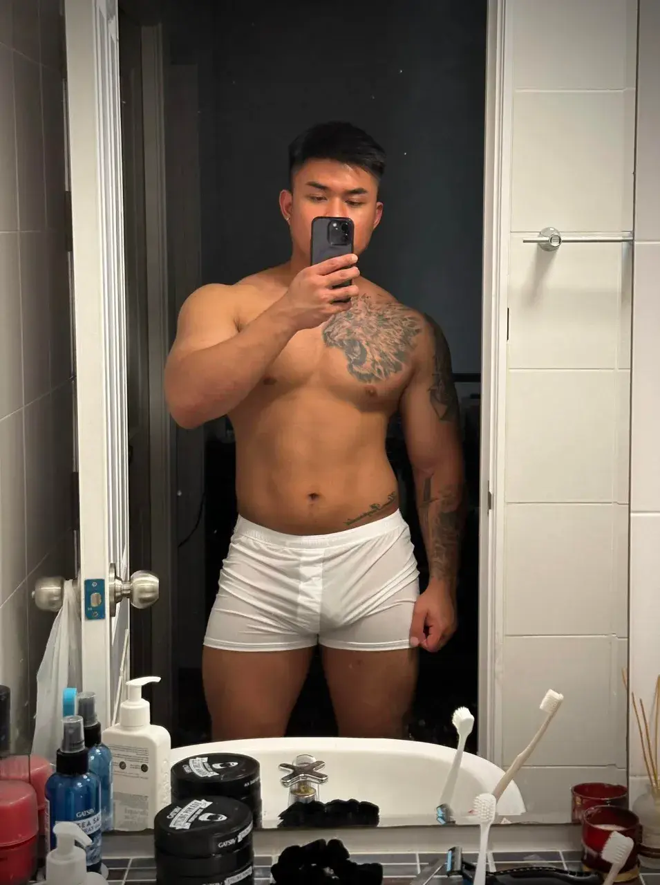 จำได้มั้ยยย หนุ่มหล่อดาวทวิตชื่อดัง