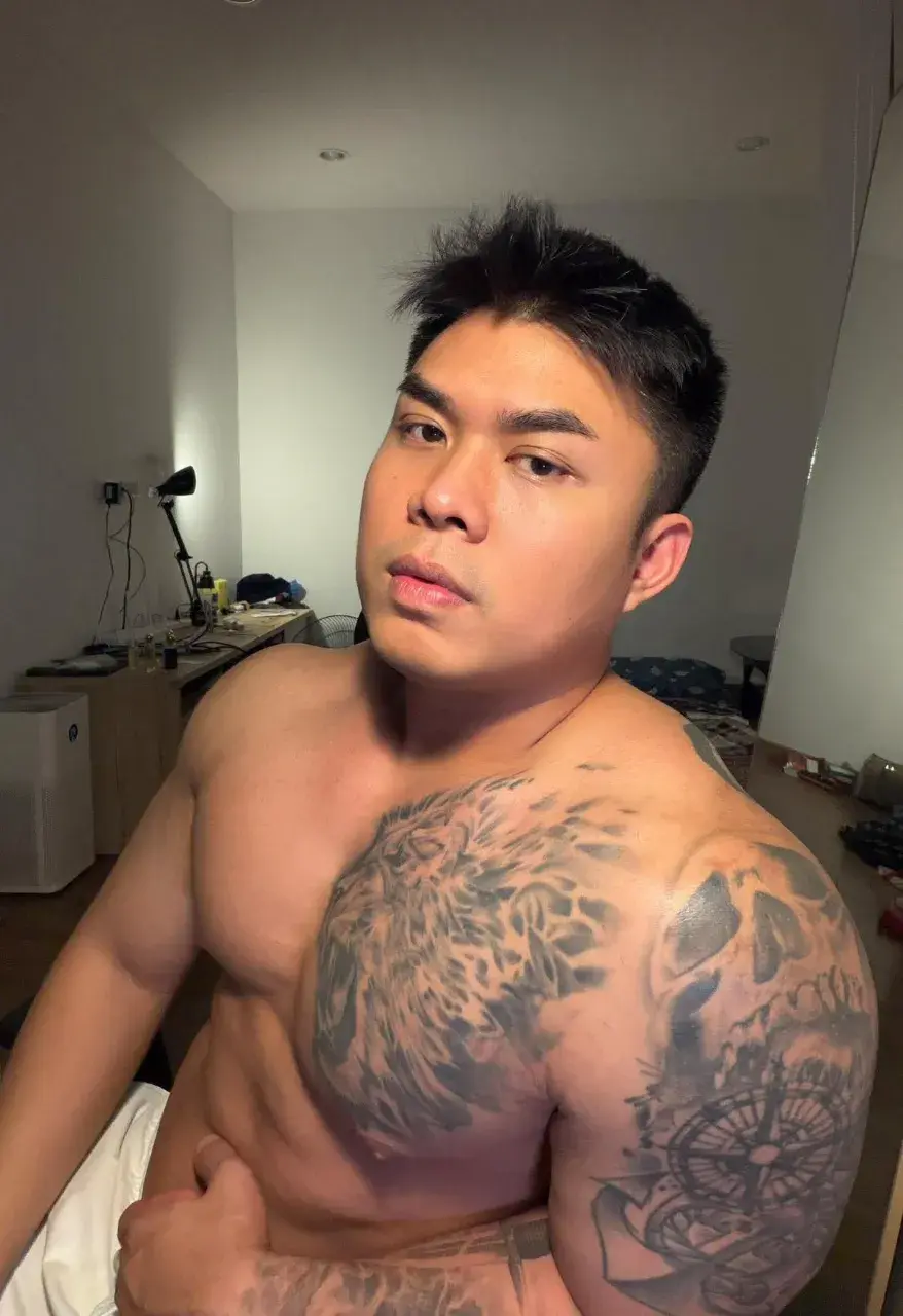 จำได้มั้ยยย หนุ่มหล่อดาวทวิตชื่อดัง