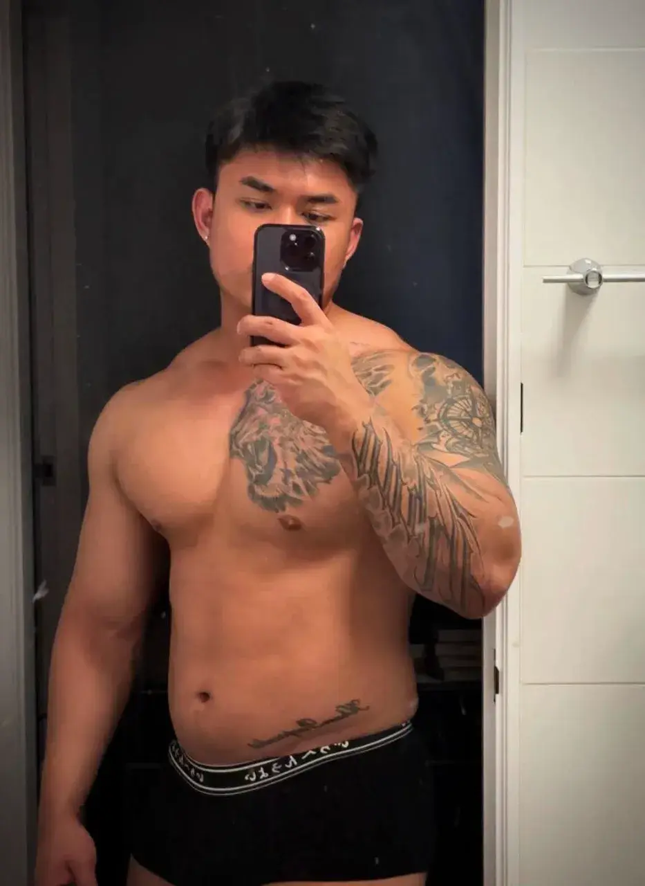 จำได้มั้ยยย หนุ่มหล่อดาวทวิตชื่อดัง