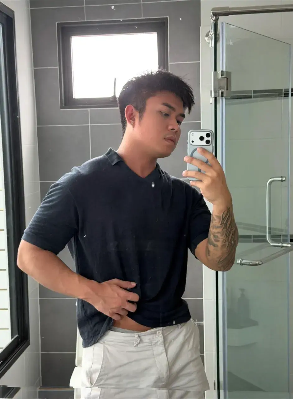จำได้มั้ยยย หนุ่มหล่อดาวทวิตชื่อดัง