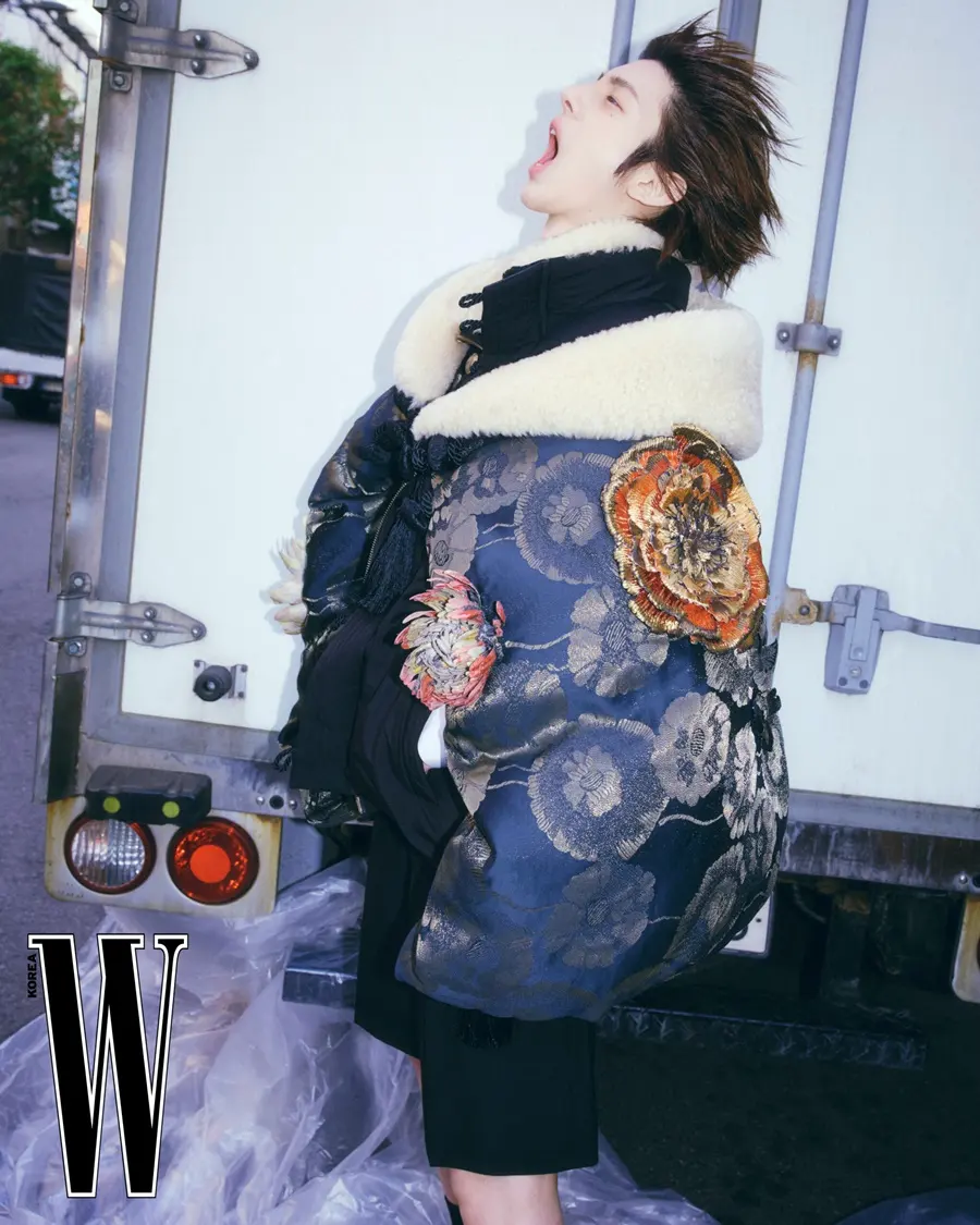 (CORTIS) Juhoon @ W Korea June 2026