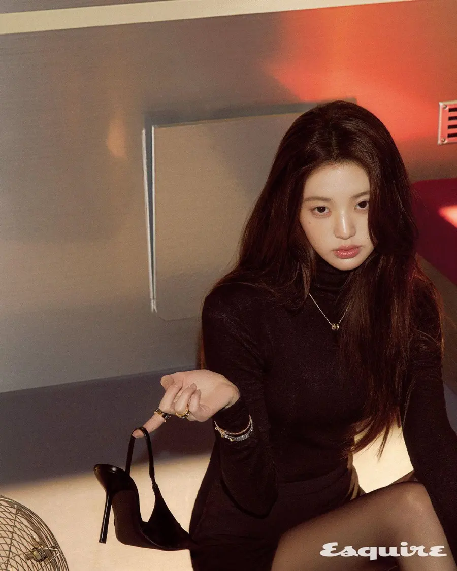 (IVE) Jang Won young @ Esquire Korea June 2026