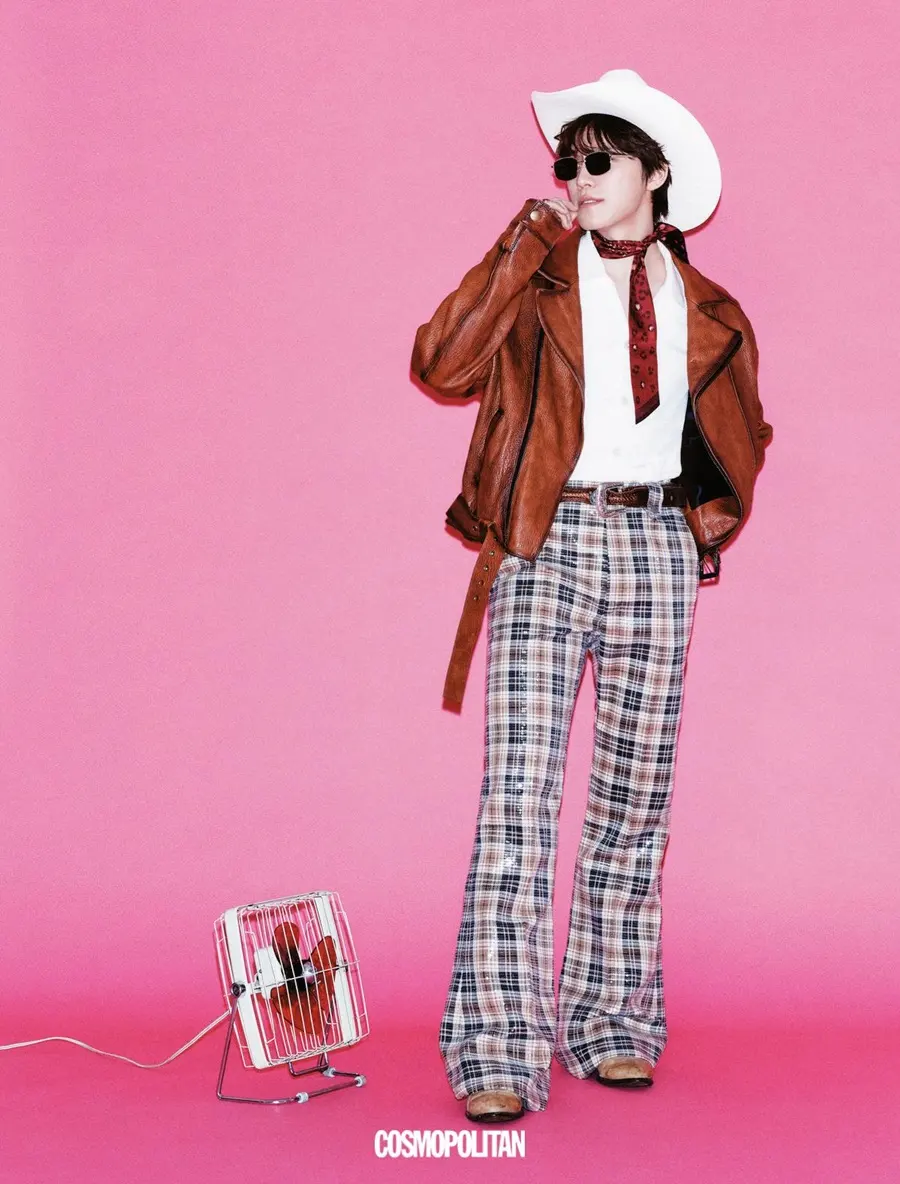 (SEVENTEEN) Dino @ COSMOPOLITAN Korea June 2026