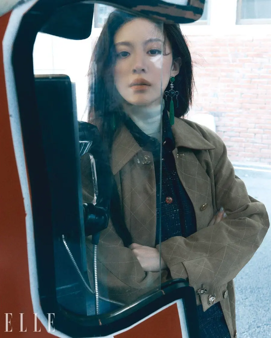 Go Younjung @ ELLE Korea June 2026