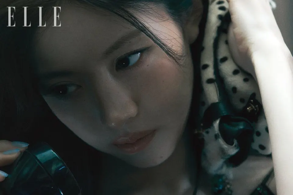 Go Younjung @ ELLE Korea June 2026