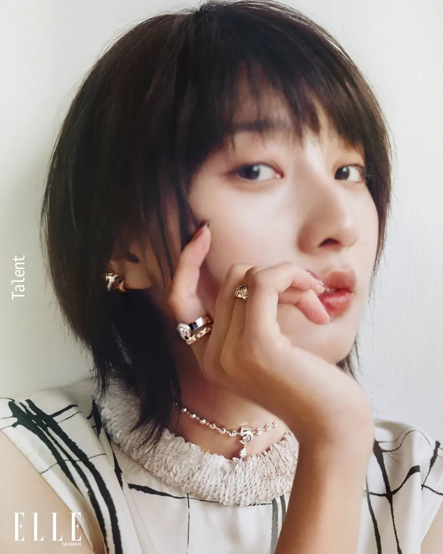 ออกแบบ-ชุติมณฑน์ & Moon Lee @ ELLE Taiwan May 2026