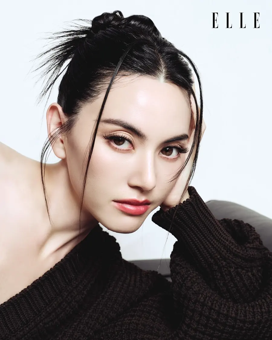 ใหม่ ดาวิกา @ ELLE Hong Kong July 2026