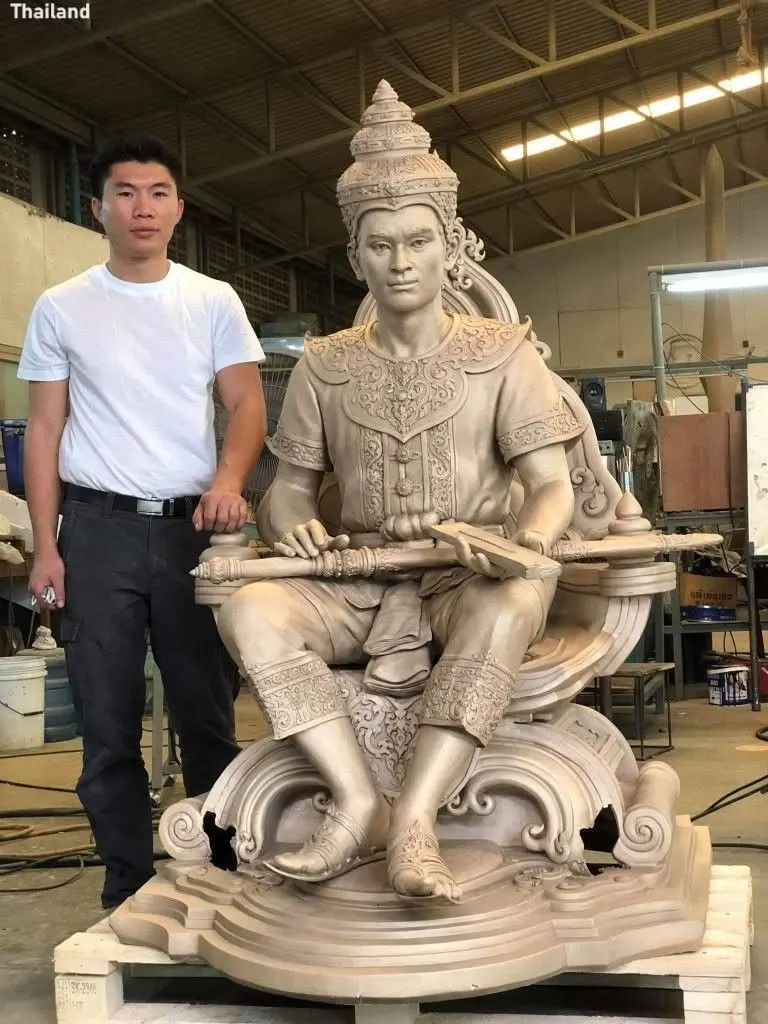 Sculpture of King Mengrai, Thailand 🇹🇭