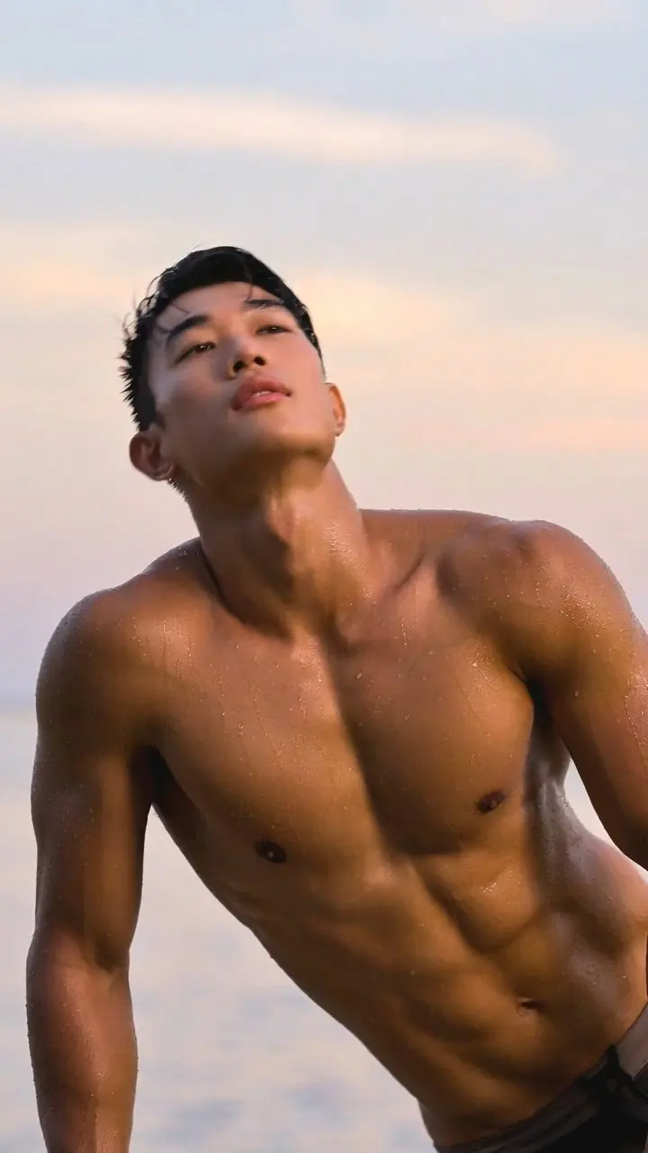 Selected Images from CuteHunk Material Ai
