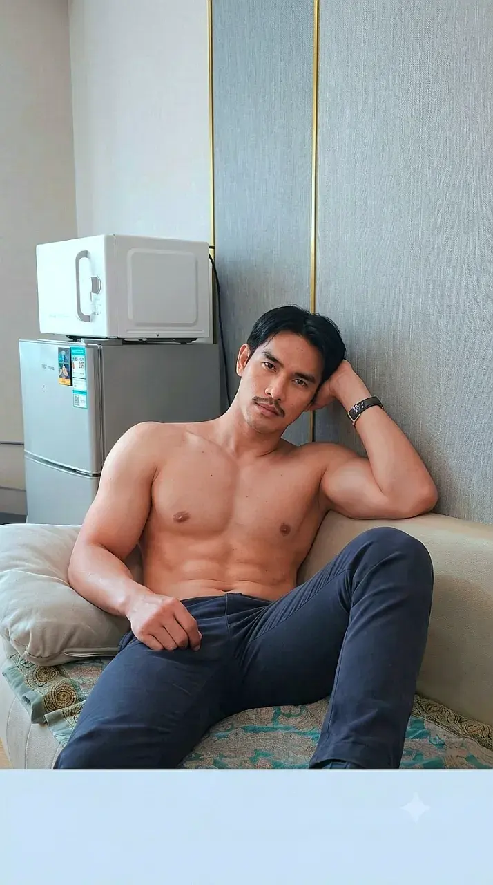 บันลือข้าวผัดปู