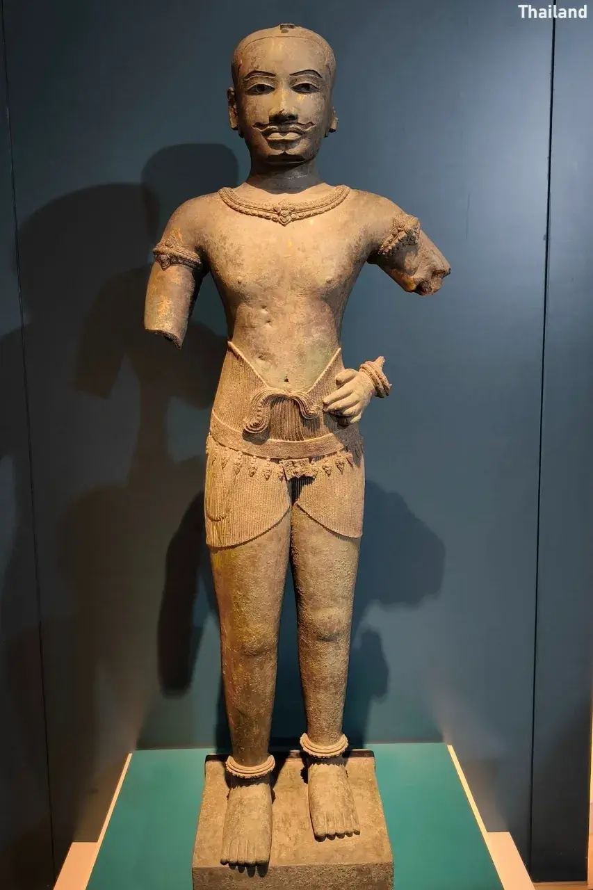 Lopburi Thai Art Sculpture of King Suryavarman I 🇹🇭
