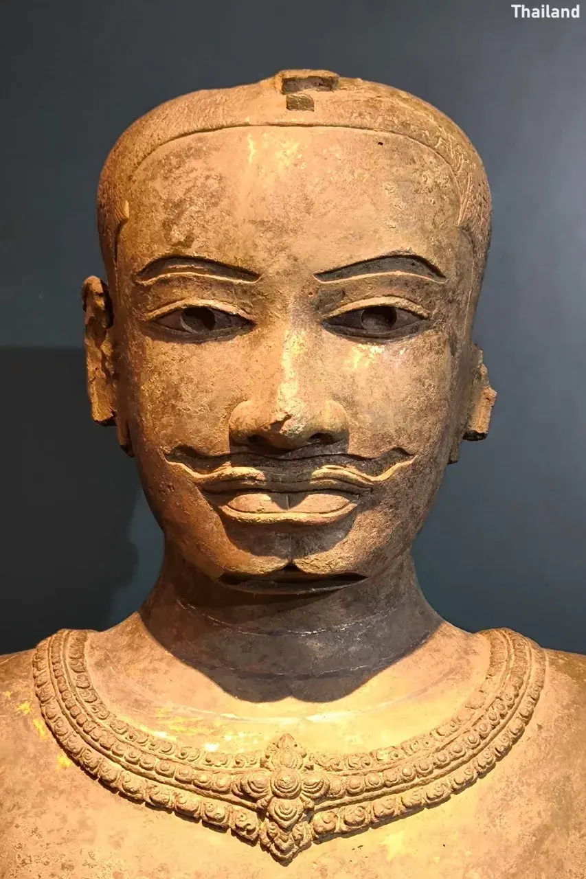 Lopburi Thai Art Sculpture of King Suryavarman I 🇹🇭