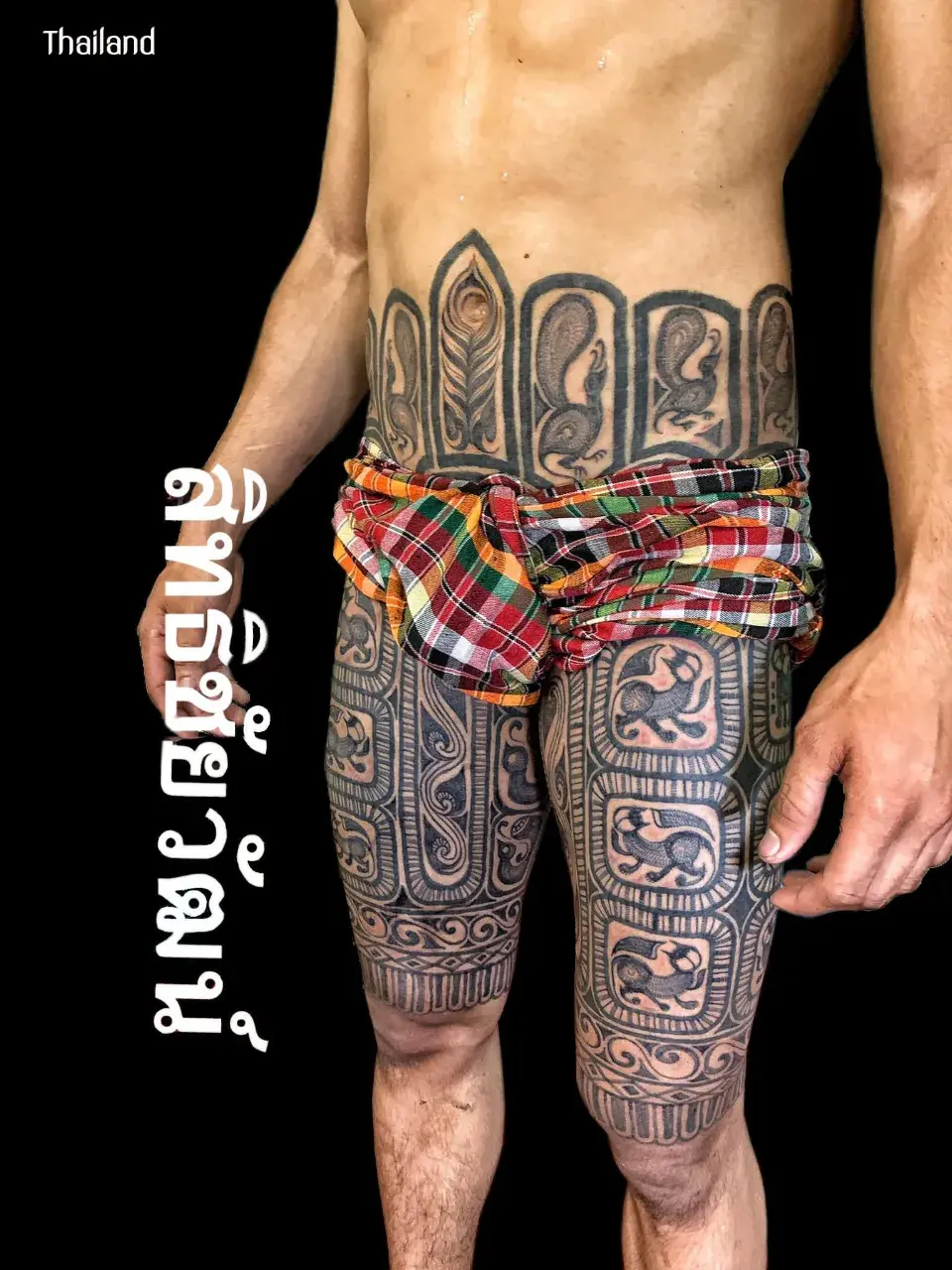 SAK KHA LAI (สักขาลาย): Lanna Thigh Tattoo 🇹🇭