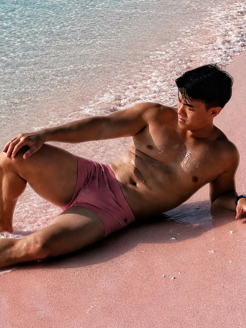 Influencer : SORAWICH W