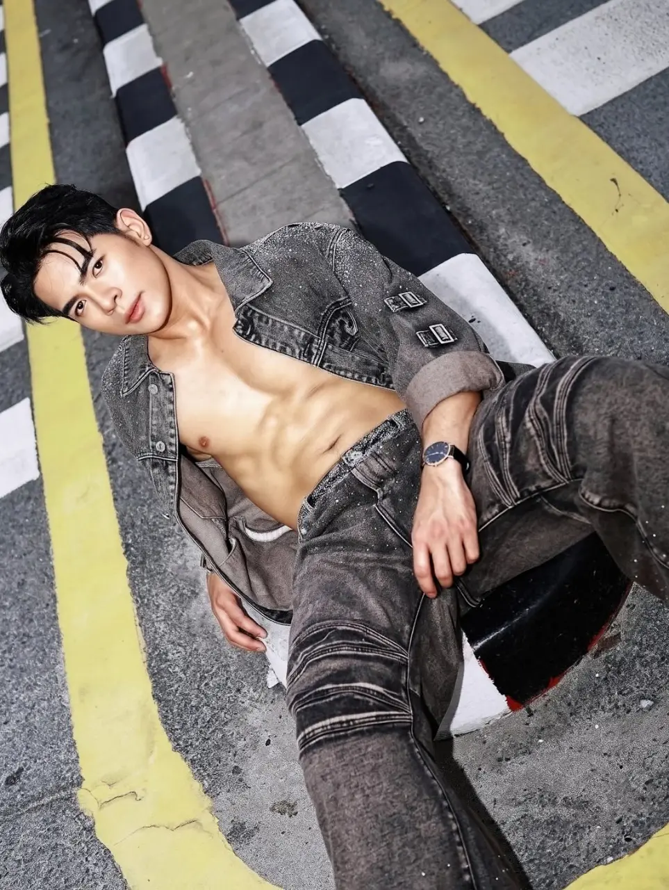 Actor / Model / Influencer : AL Wittaya Suwannathep