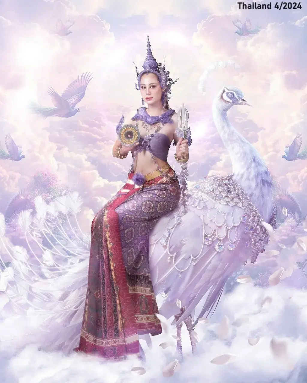 Kwan Usamanee as Mahothorn Devi 🇹🇭