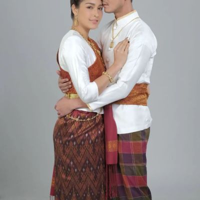 Weir and Staphany in Isan Thai Traditional Outfits 🇹🇭