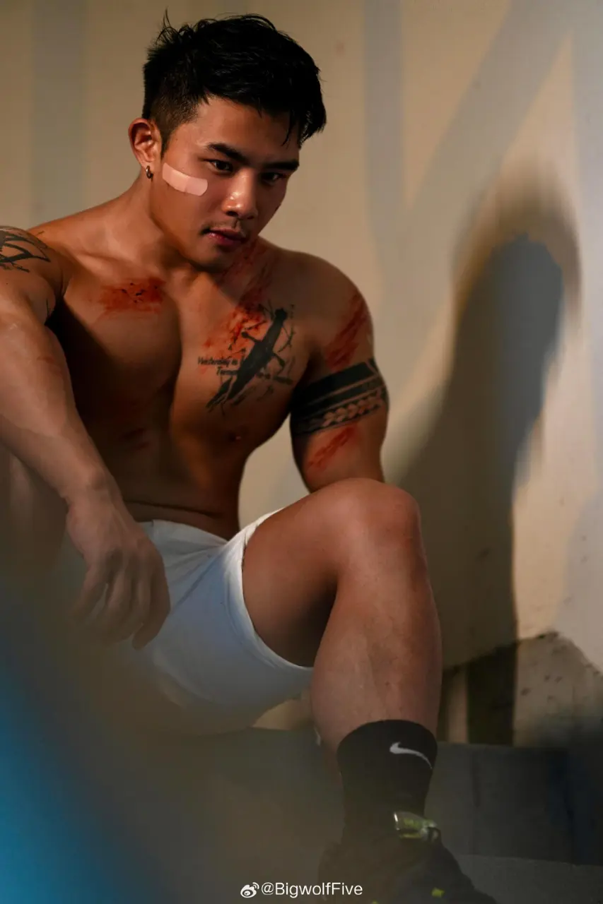 Cool guy : 澤玺丶Z e