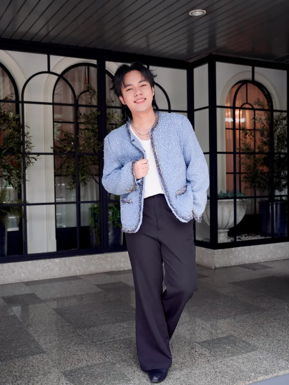 ลีโอ อธิป #ลีโอไมค์หมดหนี้