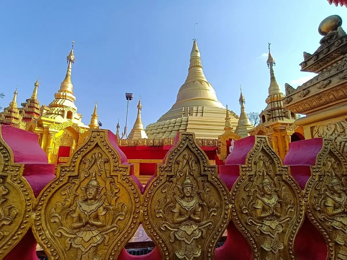 Replica of Myanmar's Shwedagon Pagoda in Thailand 🇲🇲🇹🇭
