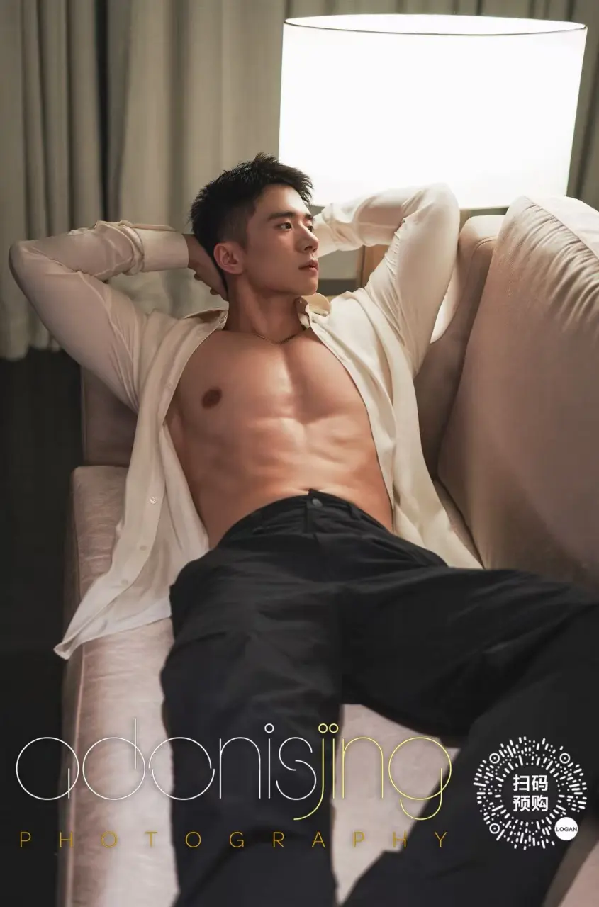 Adonisjing Model : 奶狼宇